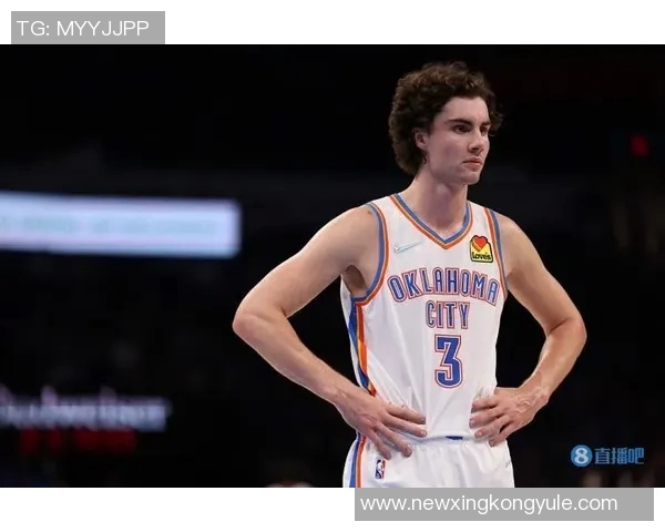 格雷森阿伦外线火力全开12投6中砍下17分4篮板5助攻表现抢眼